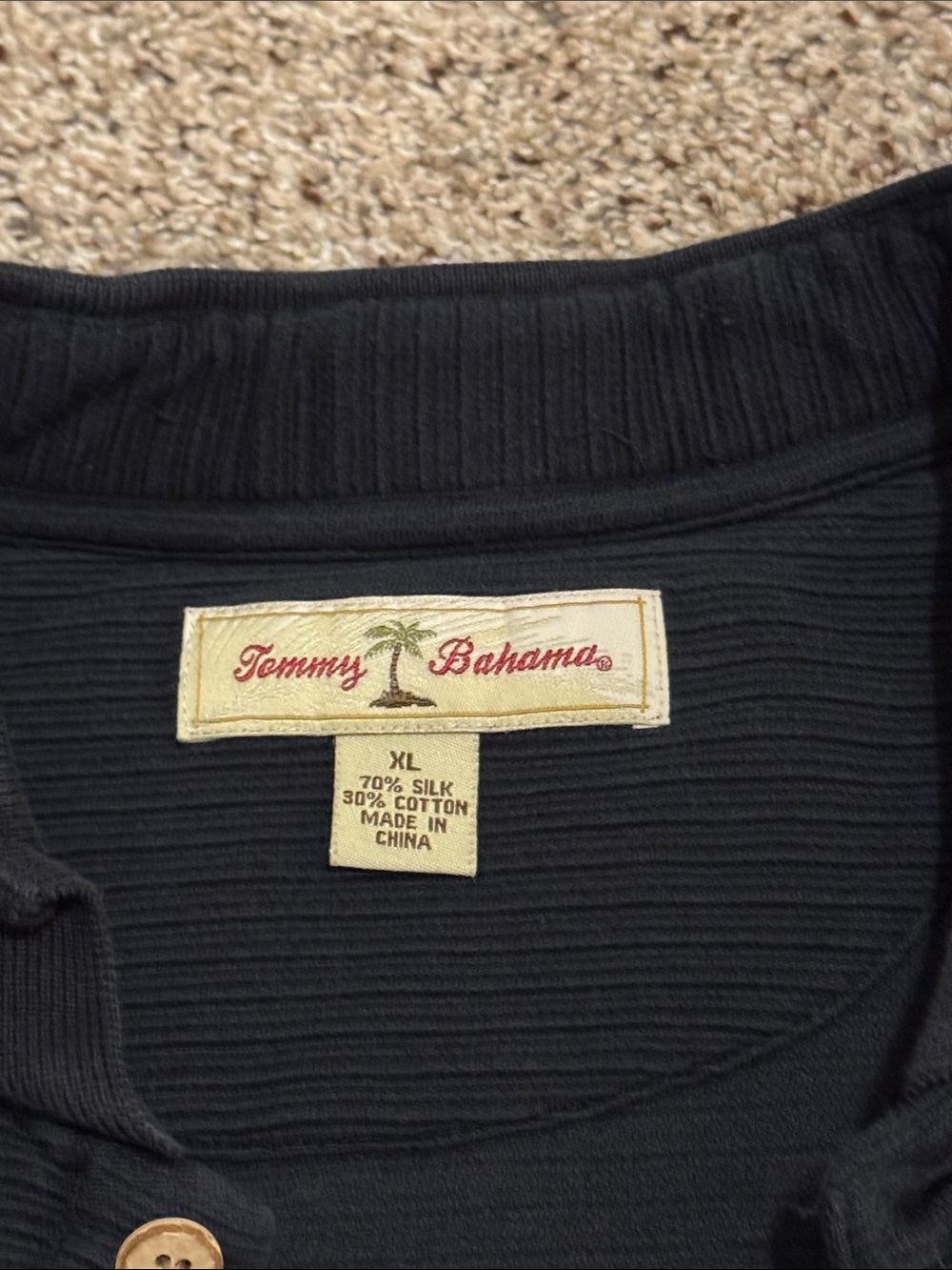 Tommy Bahama Black Long-Sleeve Henley size XL for men’s - Picture 2 of 6